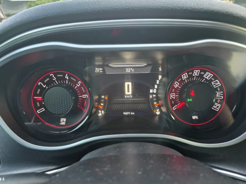 Dodge Challenger Dodge challenger SXT — foto 5