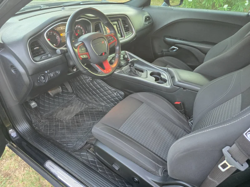 Dodge Challenger Dodge challenger SXT — foto 4